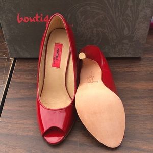 Red Paton Leather Dress Pumps